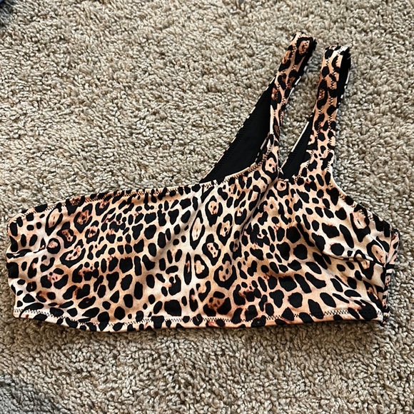 VS Swim Cheetah Top - Picture 2 of 2